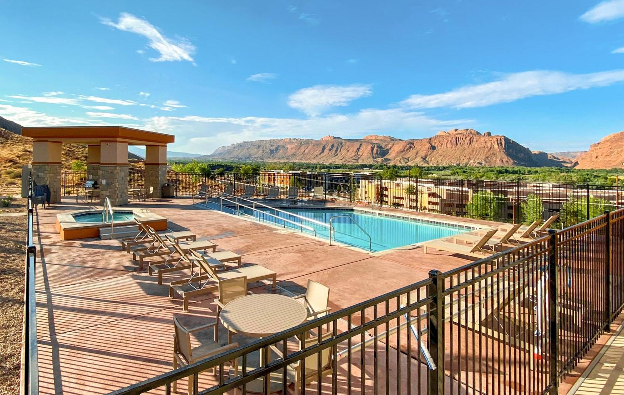 My Place Hotel-Moab, Ut Экстерьер фото